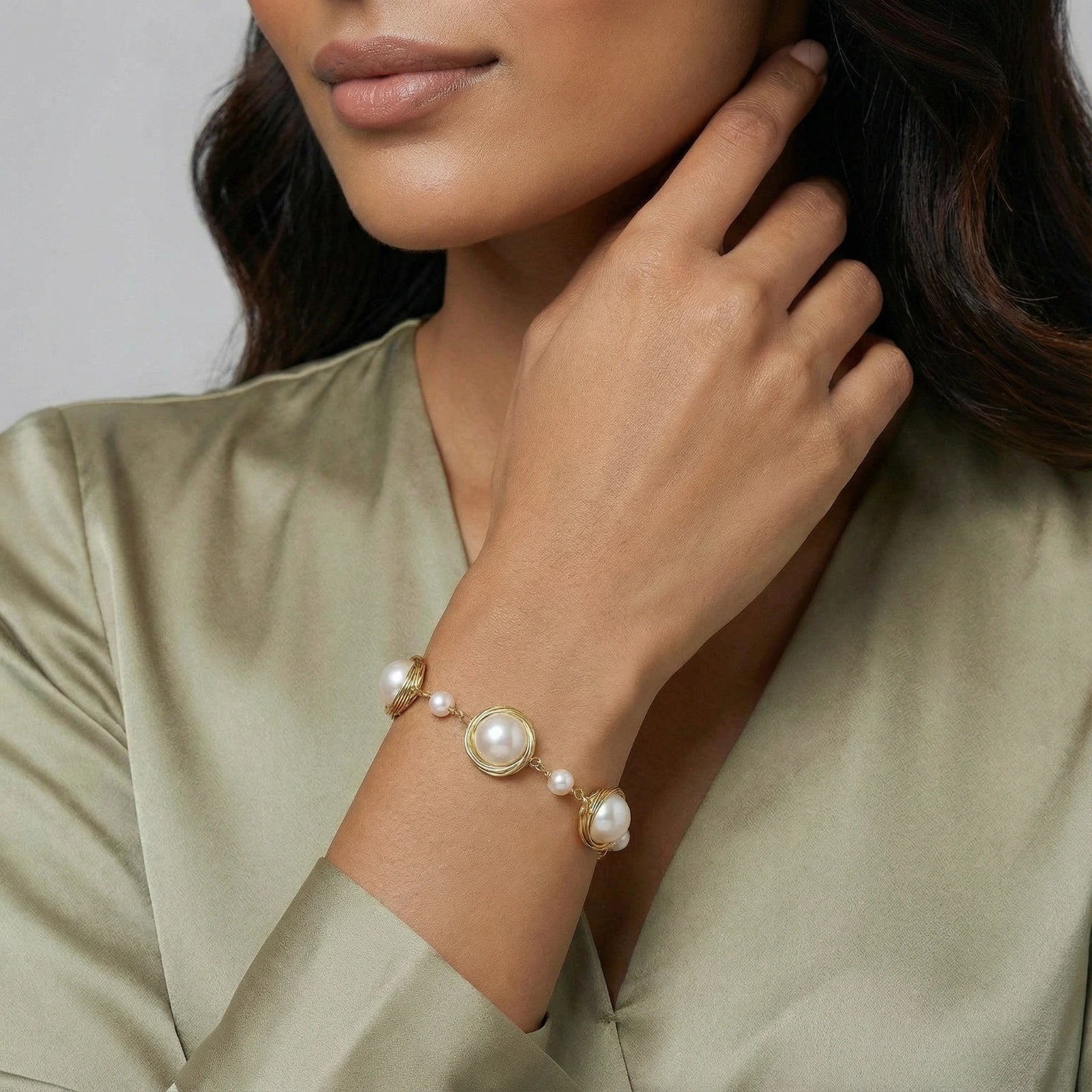 Pearl Garden Bracelet For Women In 14K Gold Plated Eco-Brass