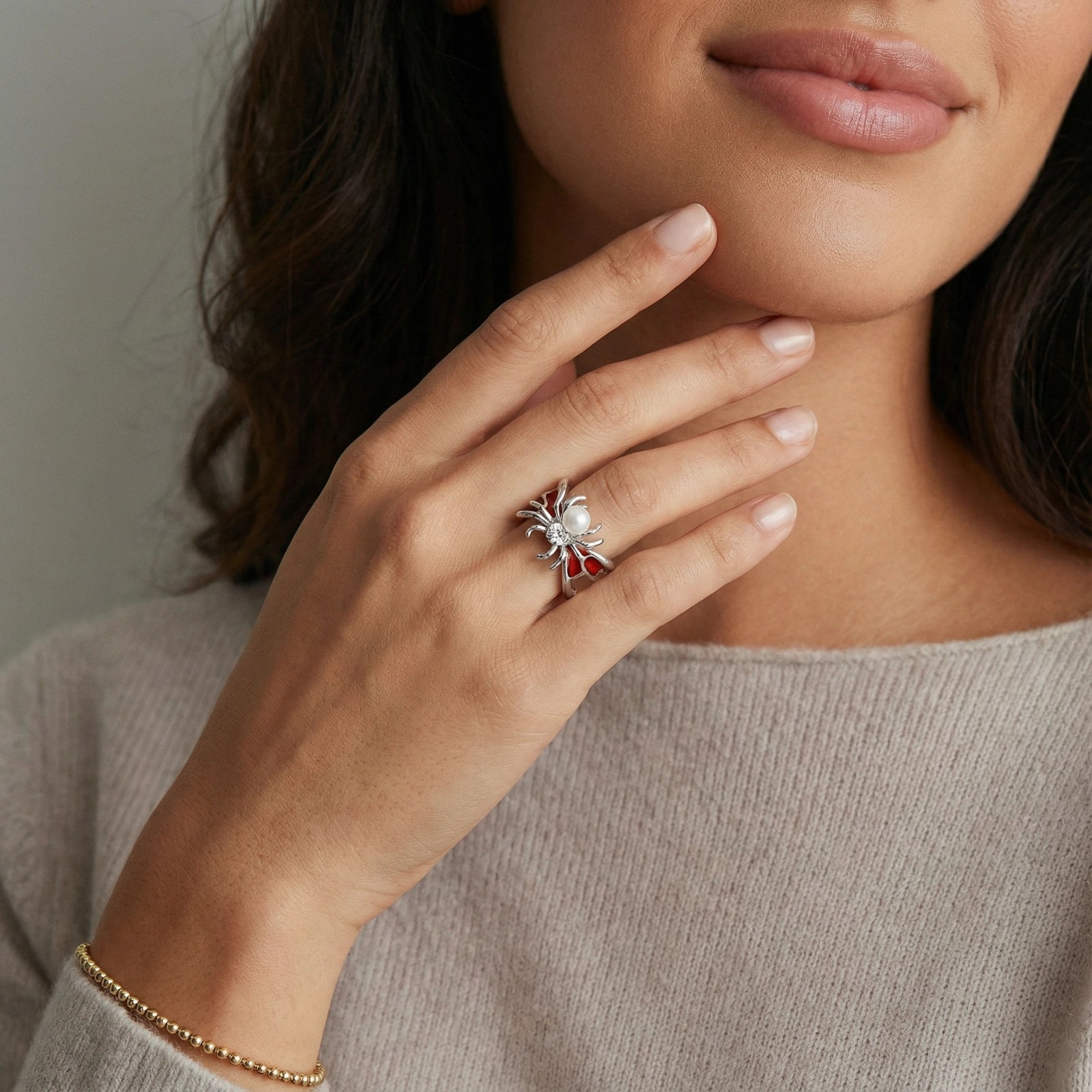 Crimson Spider Ring In White Gold Plated Eco-Brass With Zirconia