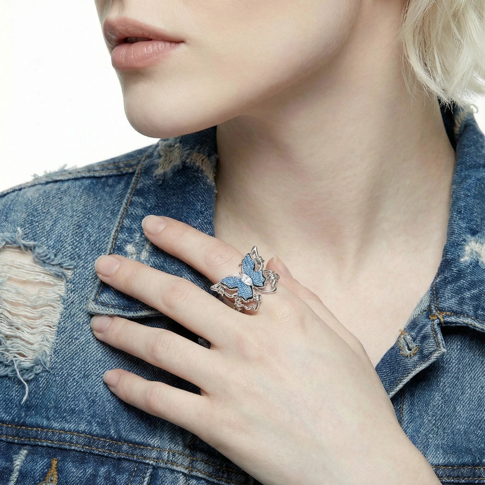 Azure Butterfly Ring For Women In White Gold Plated Eco-Brass